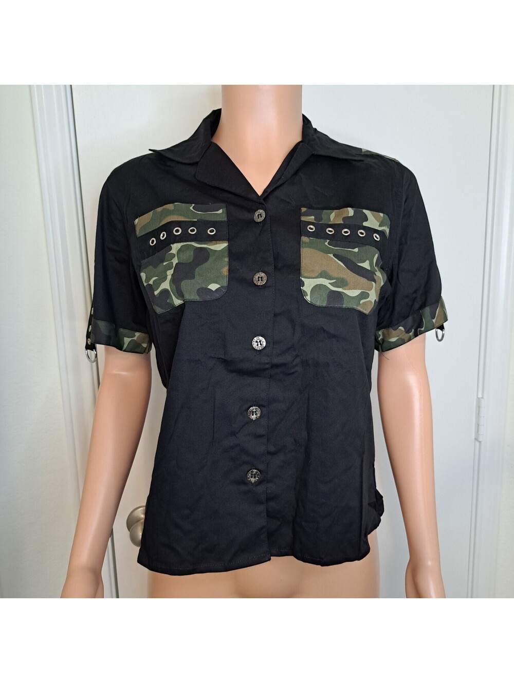 Dead Threads Womens L Shirt Goth Black Top Camouflag